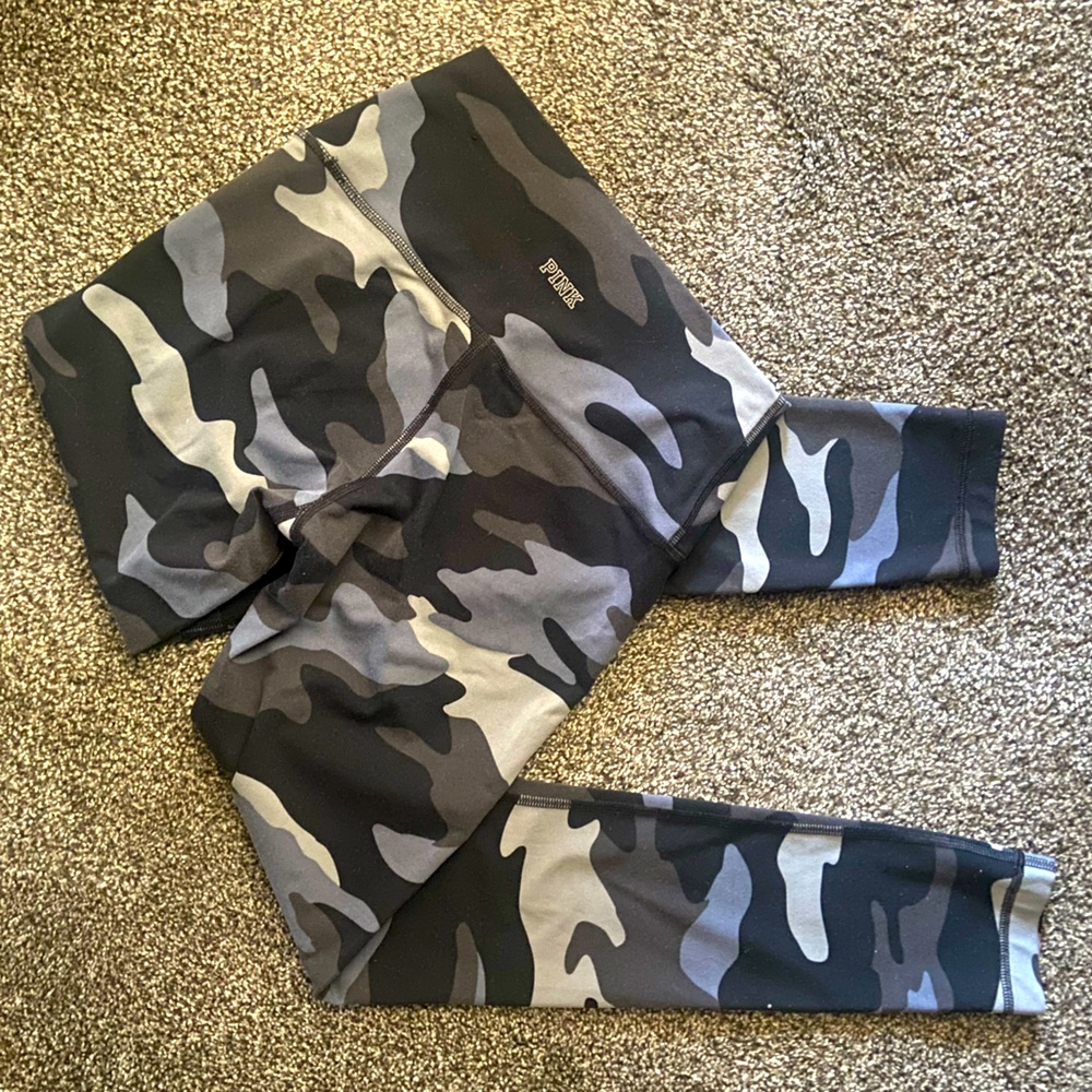 Victoria Secret PINK Ultimate blue Camo leggings S